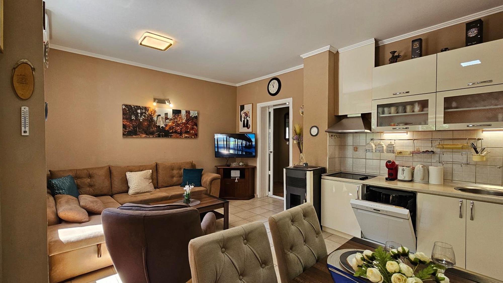 Lalovina Apartment تْشيرسيك نوفي المظهر الخارجي الصورة