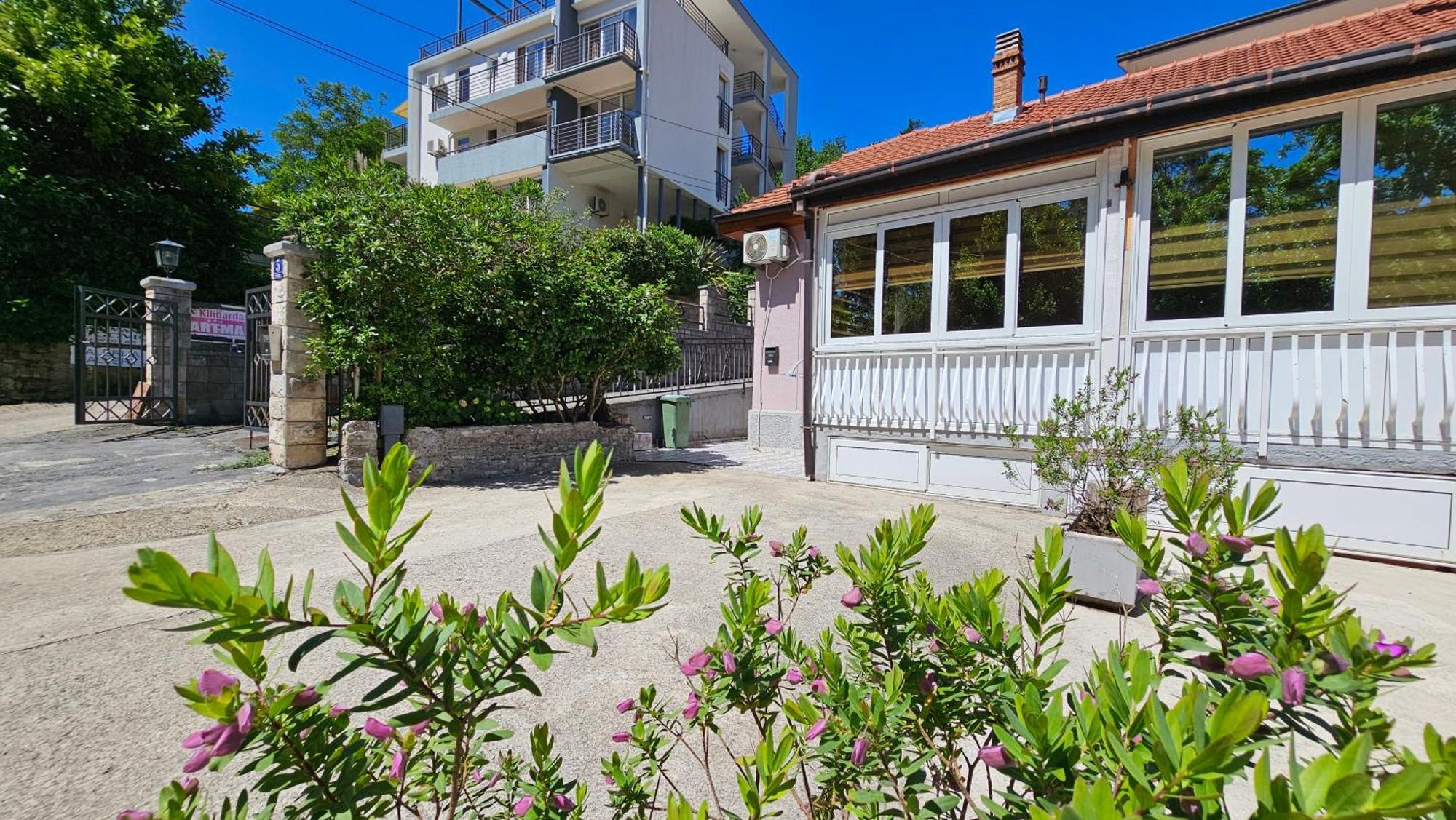 Lalovina Apartment تْشيرسيك نوفي المظهر الخارجي الصورة